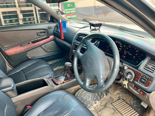 Toyota Mark II 2.0 RWD 2004 White