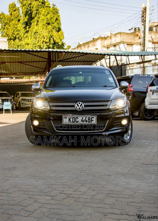 Volkswagen Tiguan 2015 Black