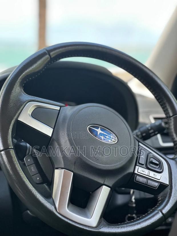 Subaru Forester 2018 Silver