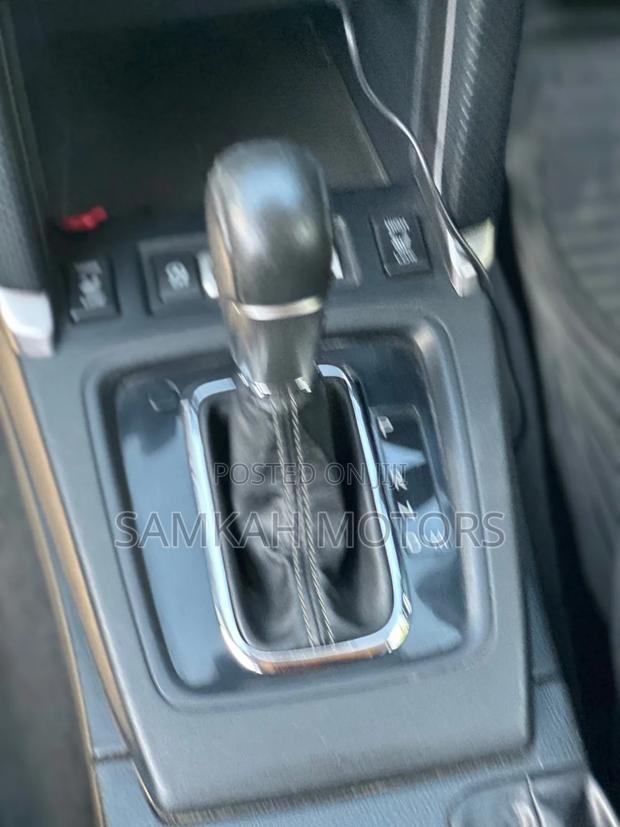 Subaru Forester 2018 Silver