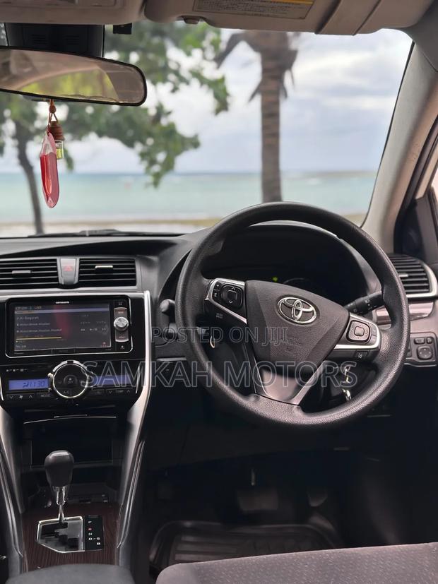 Toyota Premio 2019 White