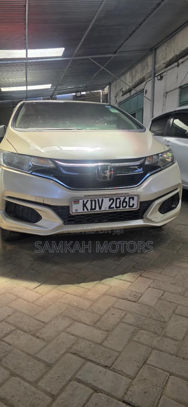 Honda Fit 2018 White