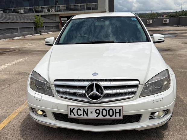 Mercedes-Benz C200 2010 White