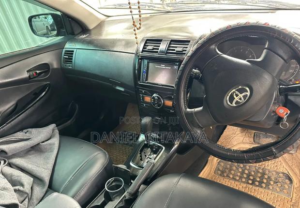 Toyota Corolla Fielder 1.5 Petrol FWD 2010 Black