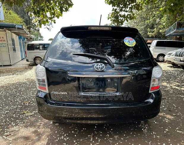 Toyota Corolla Fielder 1.5 Petrol FWD 2010 Black