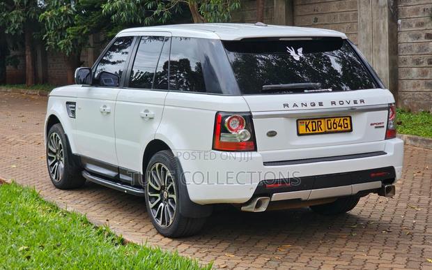 Land Rover Range Rover Sport 2012 White