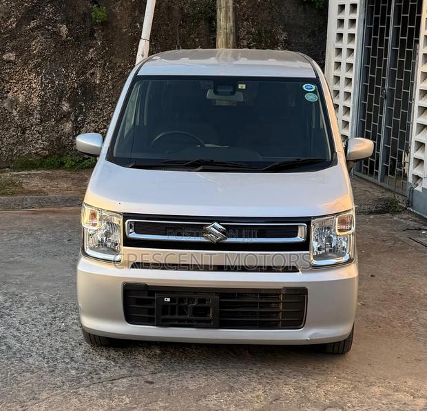 Suzuki Wagon R 2020 Silver