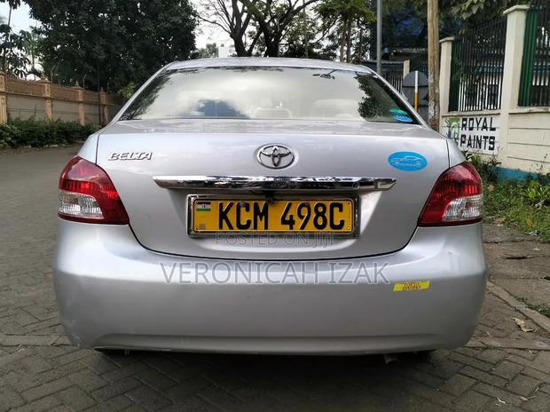 Toyota Belta 2010 Silver