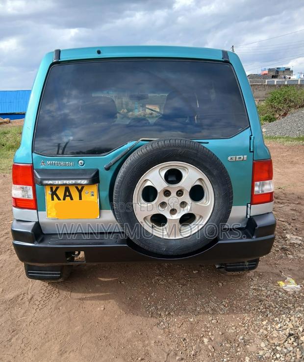 Mitsubishi Pajero 2003 Green