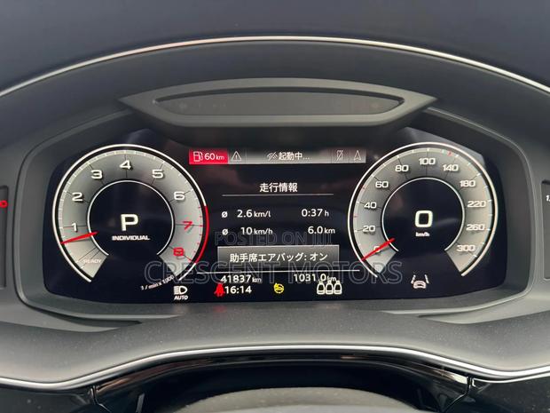 Audi Q8 2021 Black