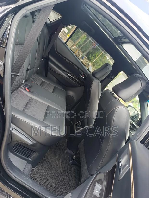 Toyota Harrier 2019 Black