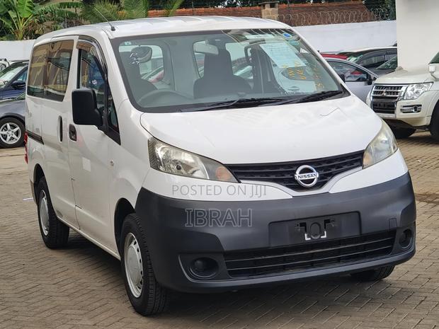 Nissan NV200 2019 White