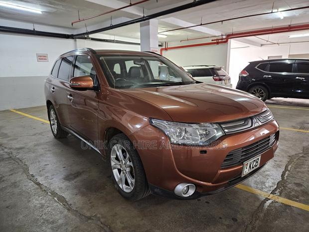 Mitsubishi Outlander 2014 Brown