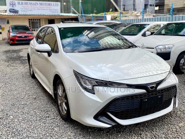 Toyota Corolla 2018 White