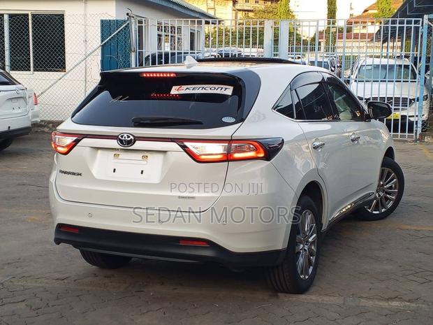 Toyota Harrier 2019 Pearl