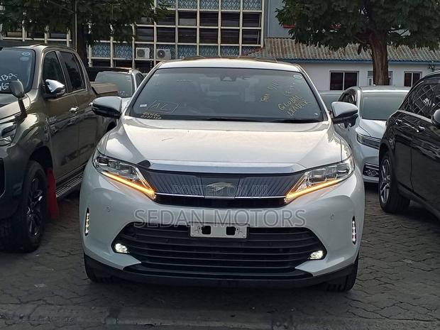 Toyota Harrier 2019 Pearl