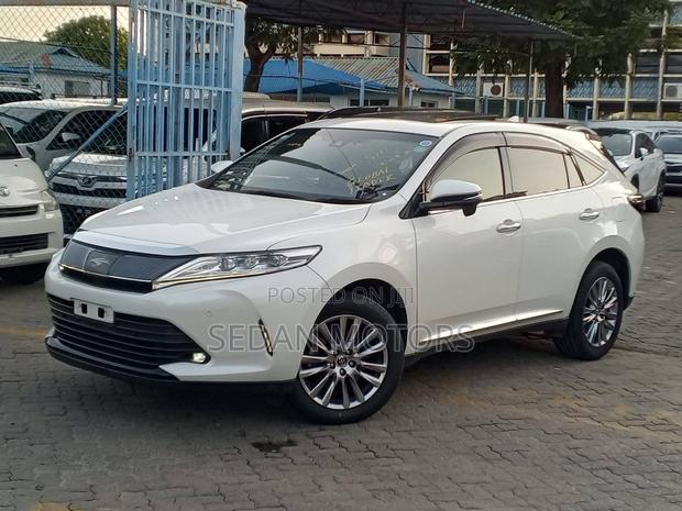 Toyota Harrier 2019 Pearl