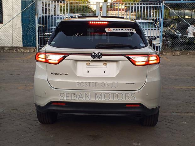 Toyota Harrier 2019 Pearl