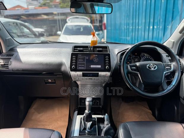 Toyota Land Cruiser Prado 2.8 2020 Black