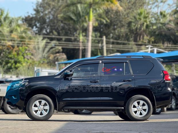 Toyota Land Cruiser Prado 2.8 2020 Black