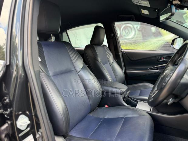 Toyota Harrier 2.0 2019 Black