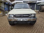 Toyota Hilux 2800 Raider D-Cab 2004 Yellow for sale
