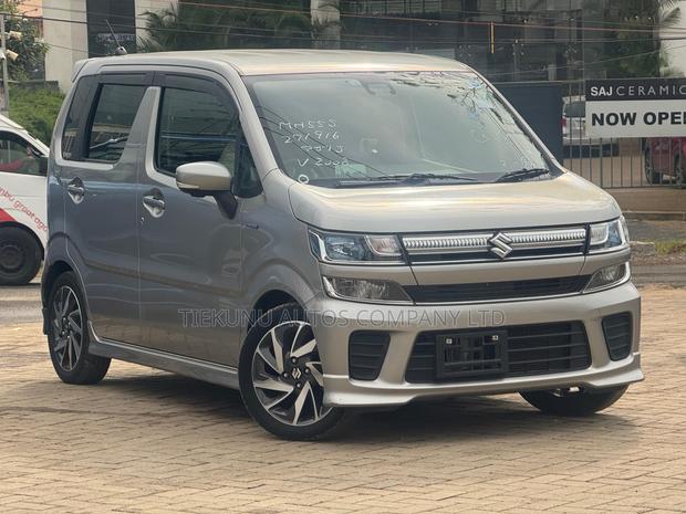 Suzuki Wagon R 660 Hybrid FWD 2019 Silver