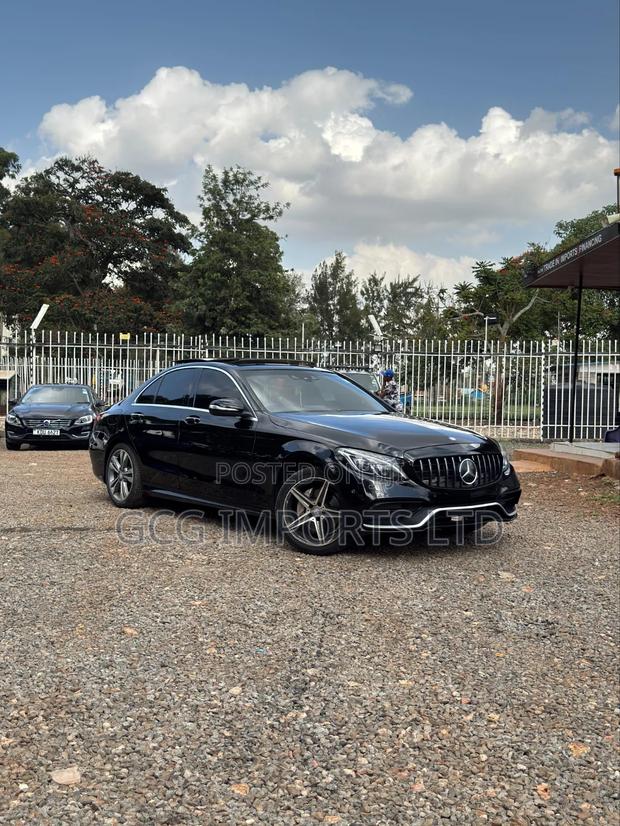 Mercedes-Benz C200 2016 Black
