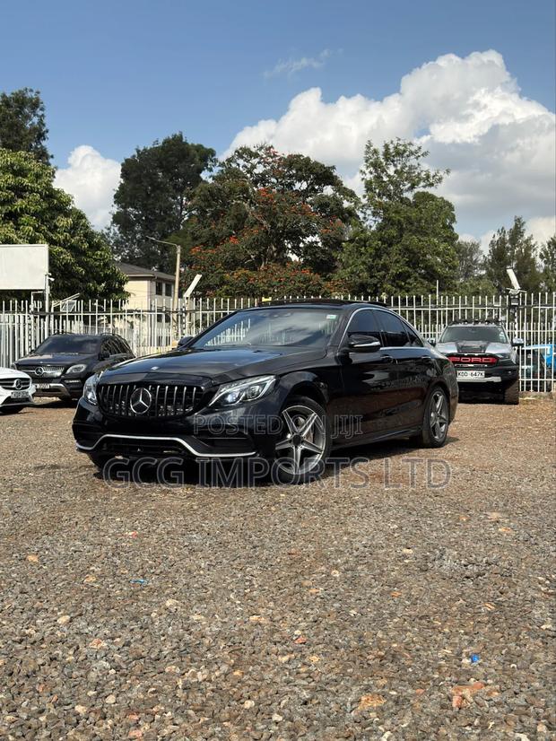 Mercedes-Benz C200 2016 Black