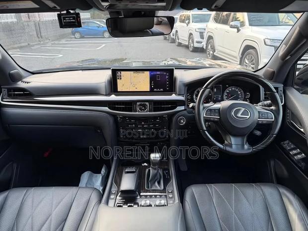 Lexus LX 570 AWD 2019 Matt Black