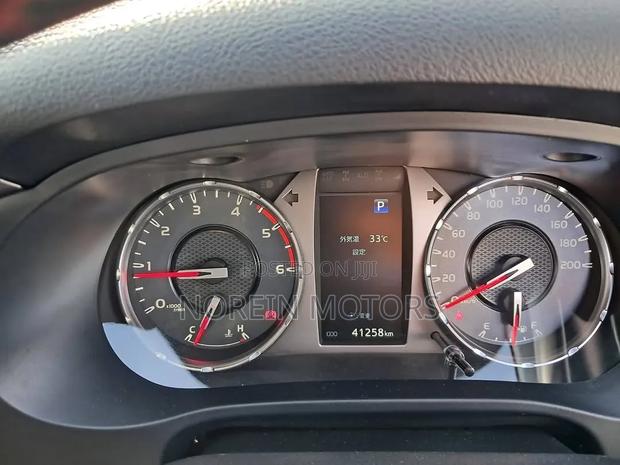 Toyota Hilux 2.8 Diesel 2020 Blue