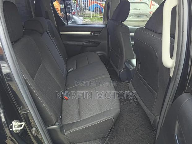 Toyota Hilux 2.8 Diesel 2020 Blue
