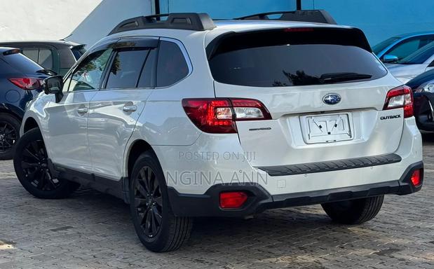 Subaru Outback 2020 White