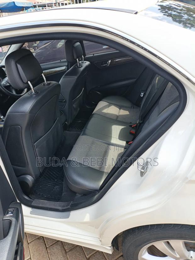 Mercedes-Benz C200 2009 White