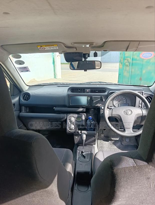 Toyota Succeed 2019 Silver