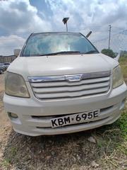 Toyota Noah 2003 White for sale