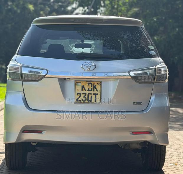 Toyota Wish 2015 Silver