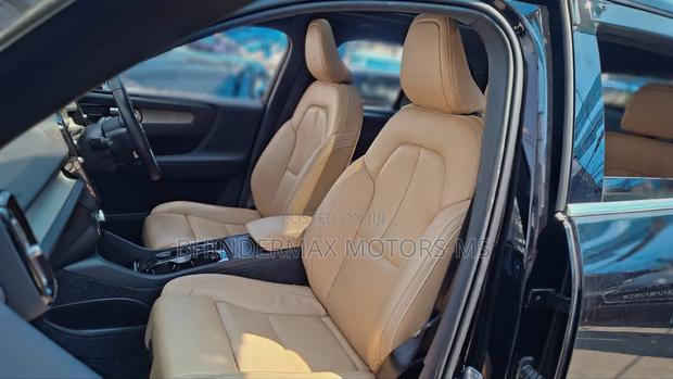 Volvo XC40 2019 Black