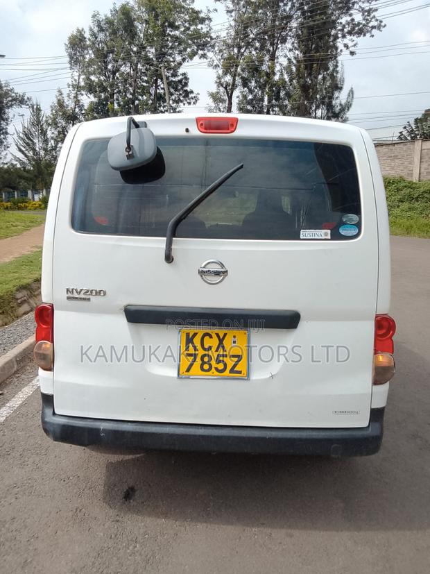 Nissan NV200 2012 White