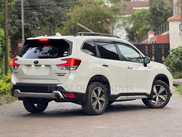Subaru Forester 2019 White