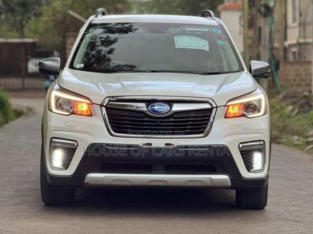 Subaru Forester 2019 White