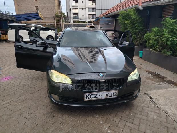 BMW 520i 2013 Gray