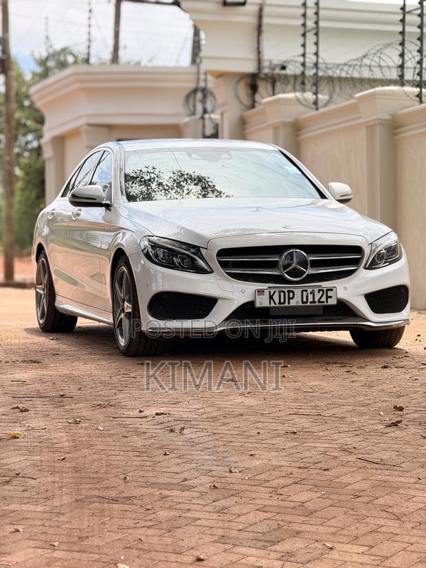 Mercedes-Benz C200 2017 White