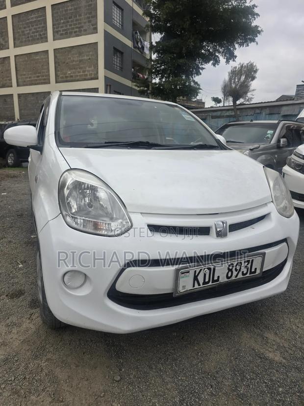 Toyota Passo 2015 White
