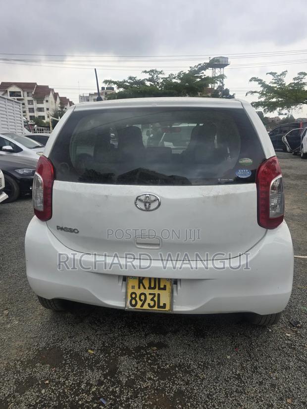 Toyota Passo 2015 White