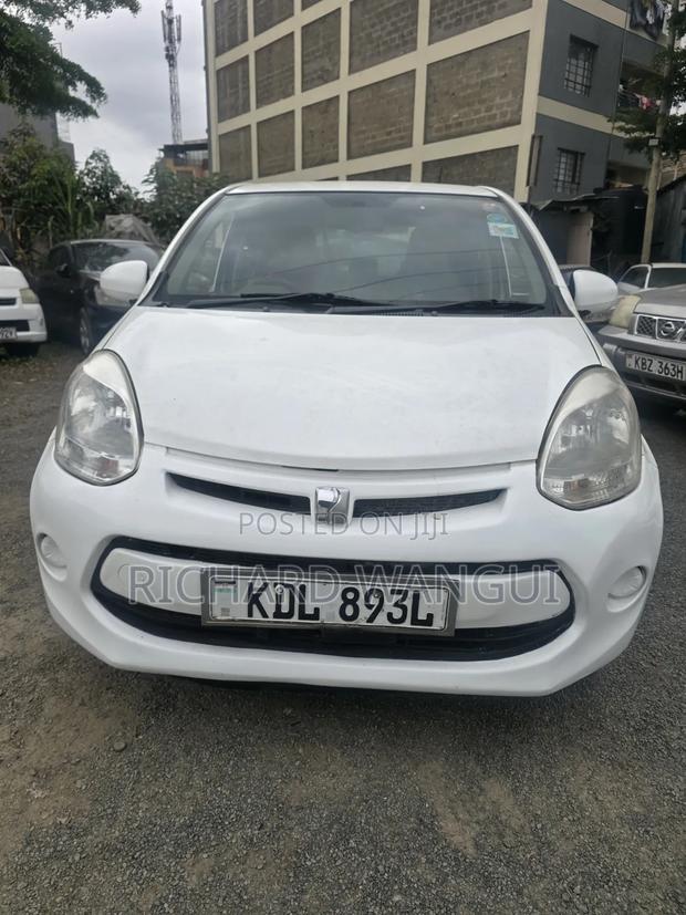 Toyota Passo 2015 White