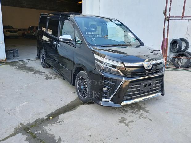Toyota Voxy 2019 Black
