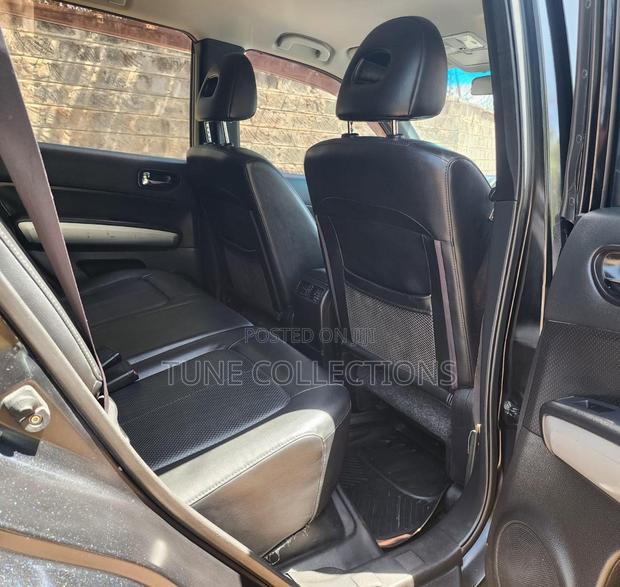 Nissan X-Trail 2012 Black