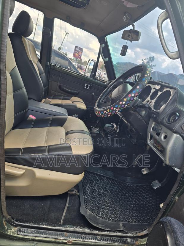 Toyota Land Cruiser 1987 Green
