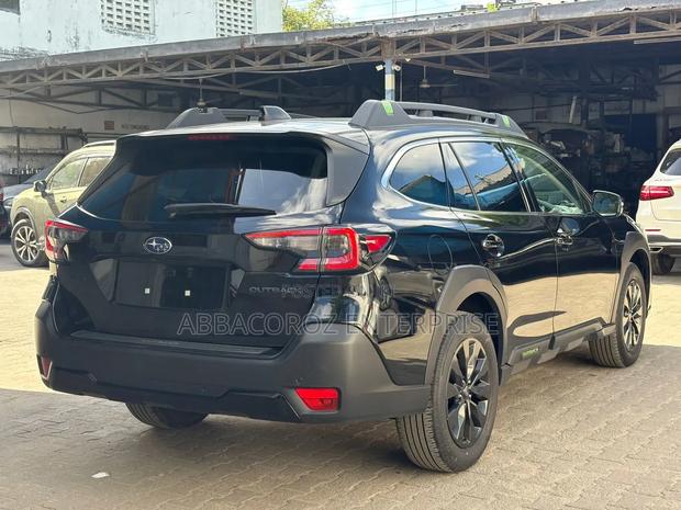 Subaru Outback 2024 Black